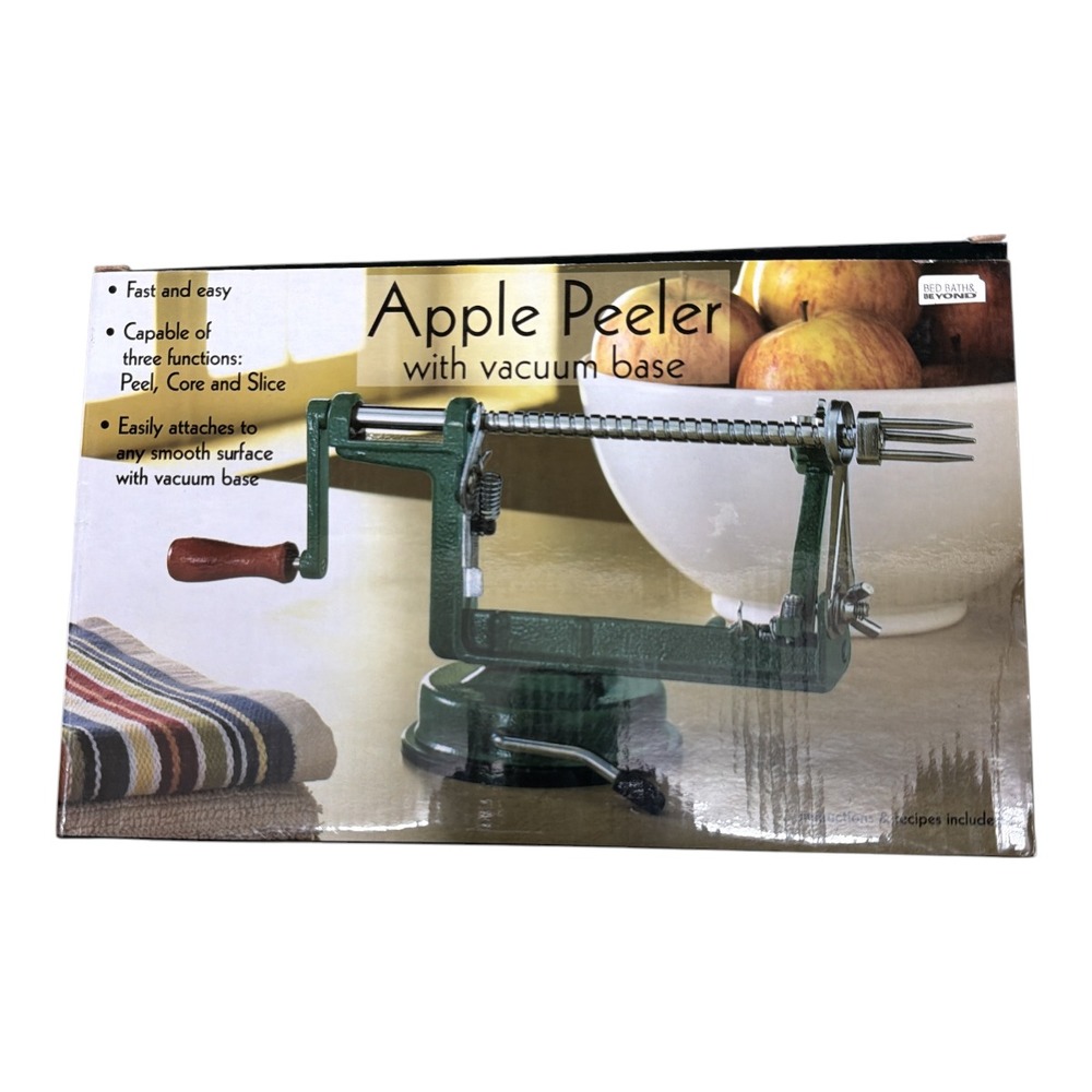 Bed Bath & Beyond Apple Fruit Peeler Corer Slicer w/ Vacuum Base New